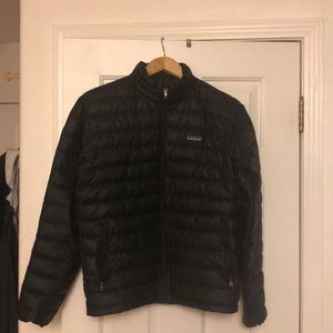 Men’s small goose down Patagonia jacket